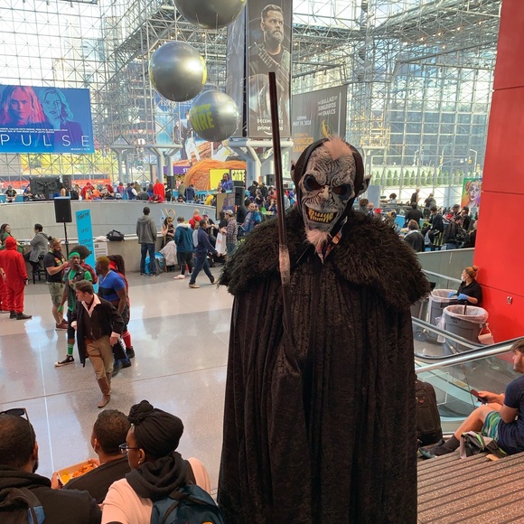 Men’s Mask - Picture 7 of 8